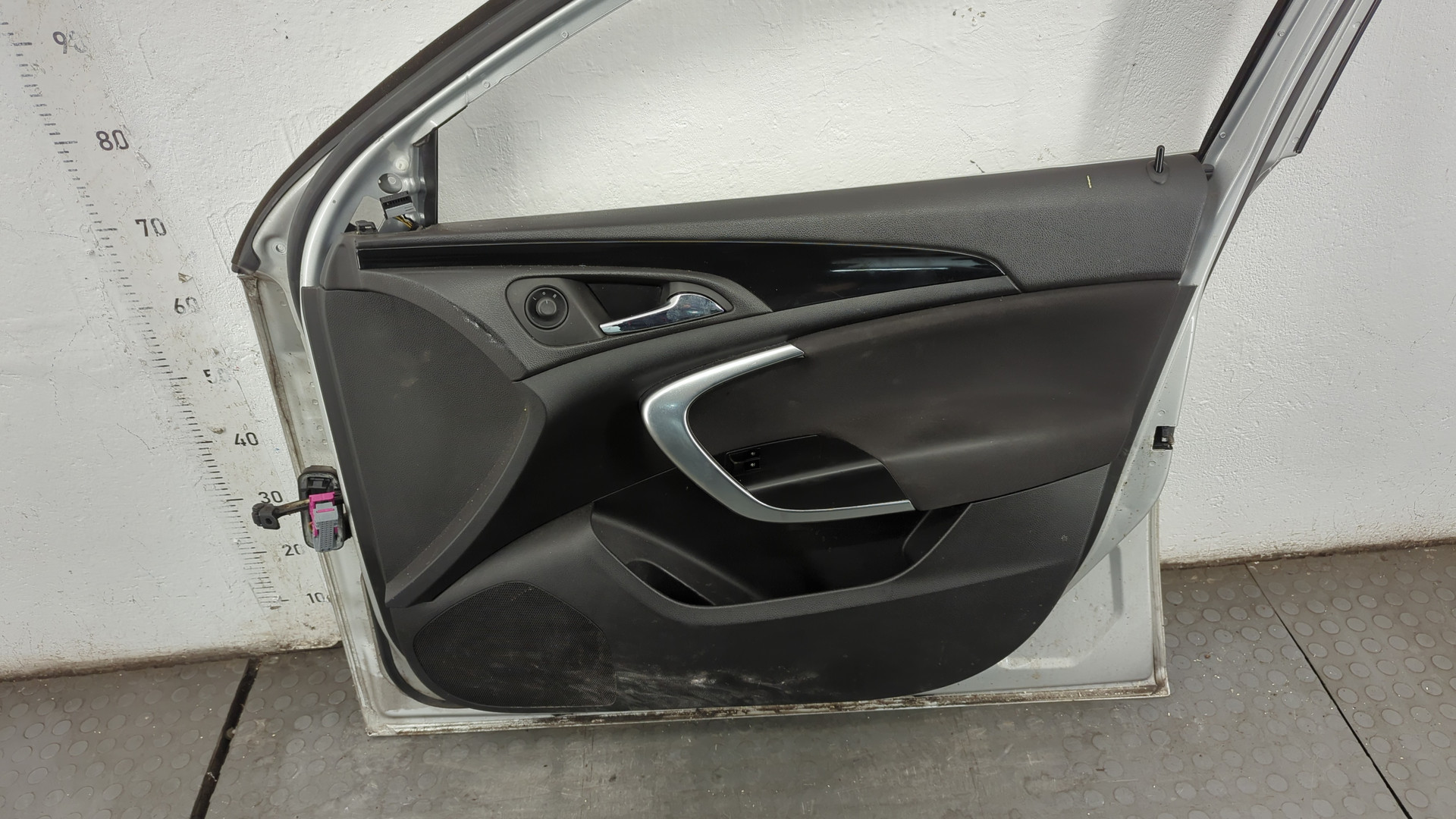 Дверь передняя правая