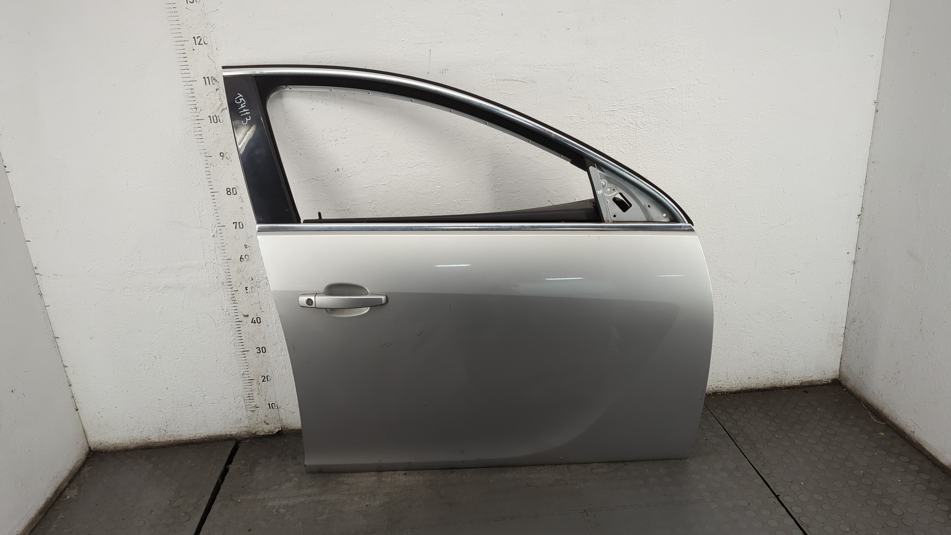 Дверь передняя правая