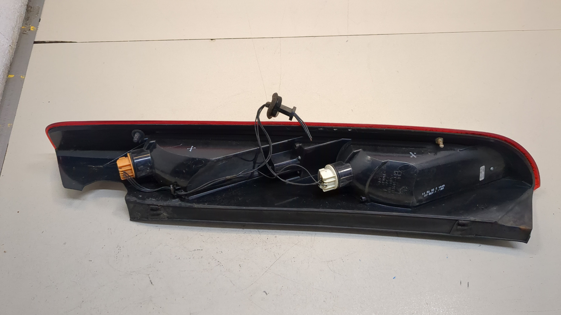 Фонарь задний левый