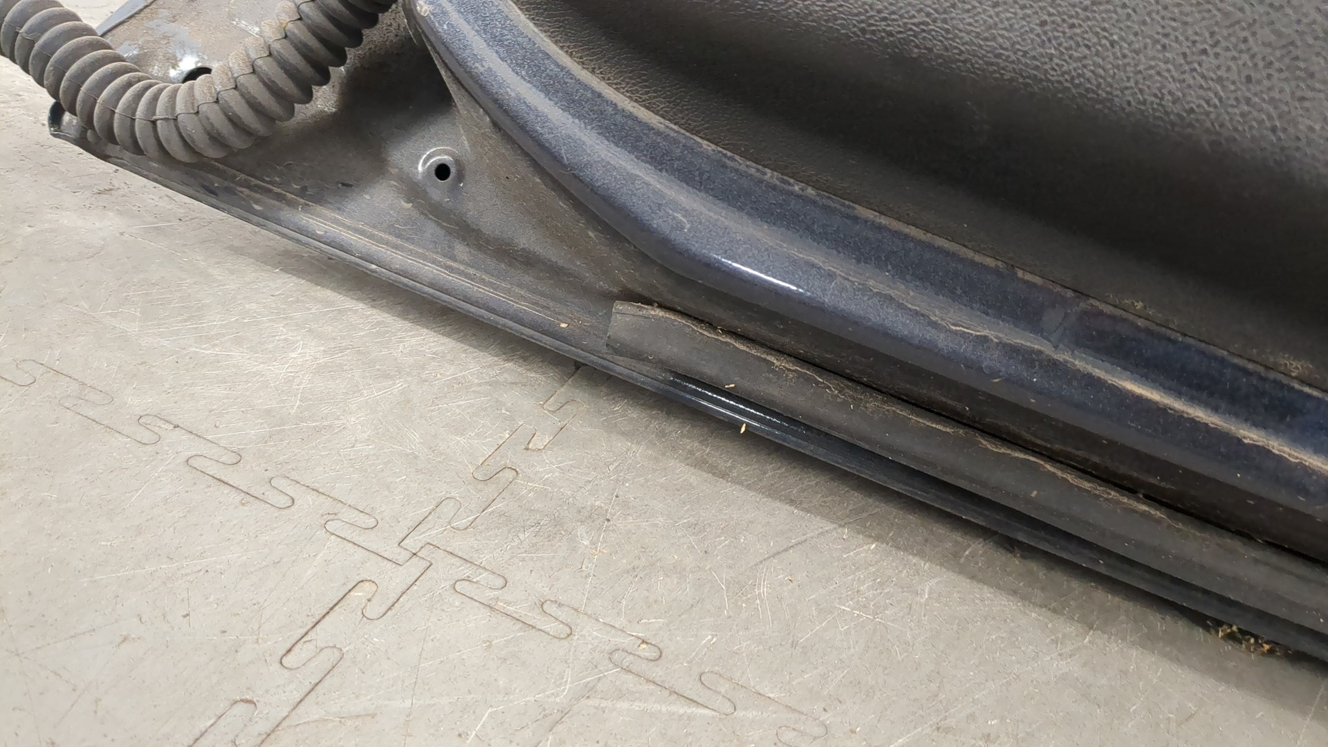 Дверь задняя правая