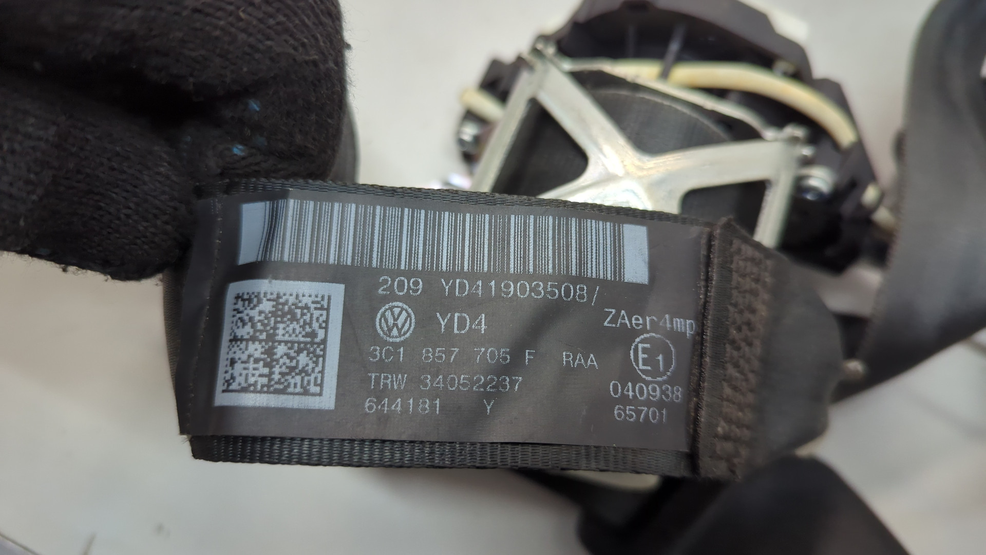 Ремень безопасности