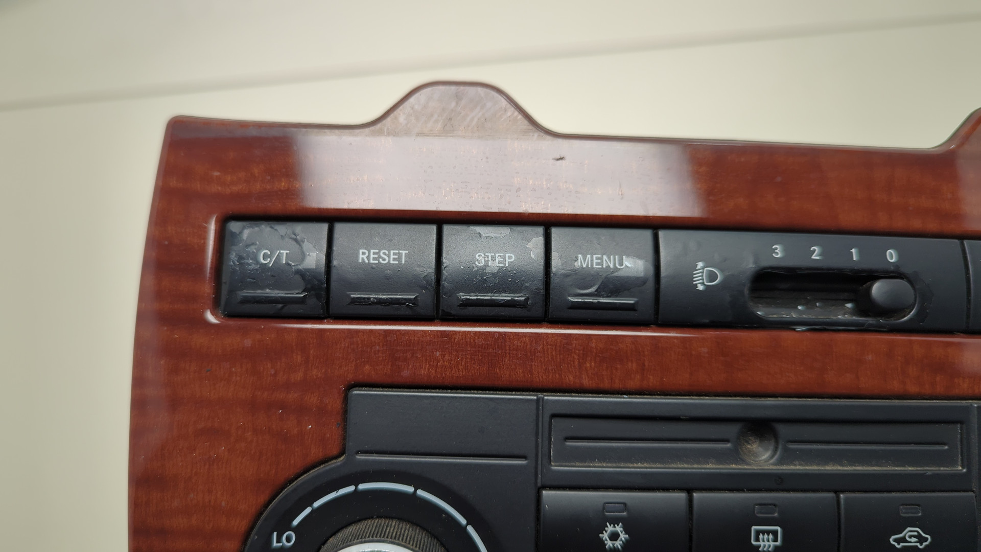 Переключатель отопителя