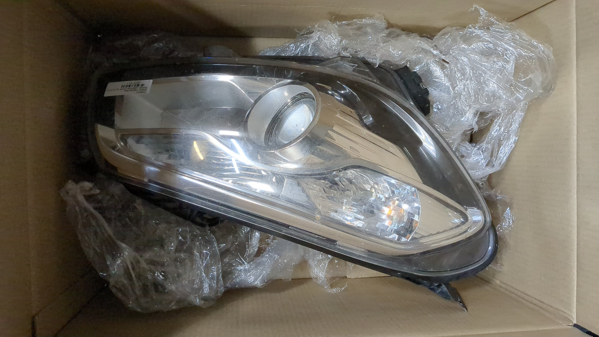 Фара правая