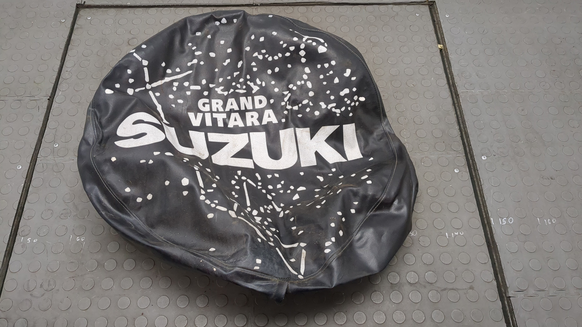 Чехол запасного колеса