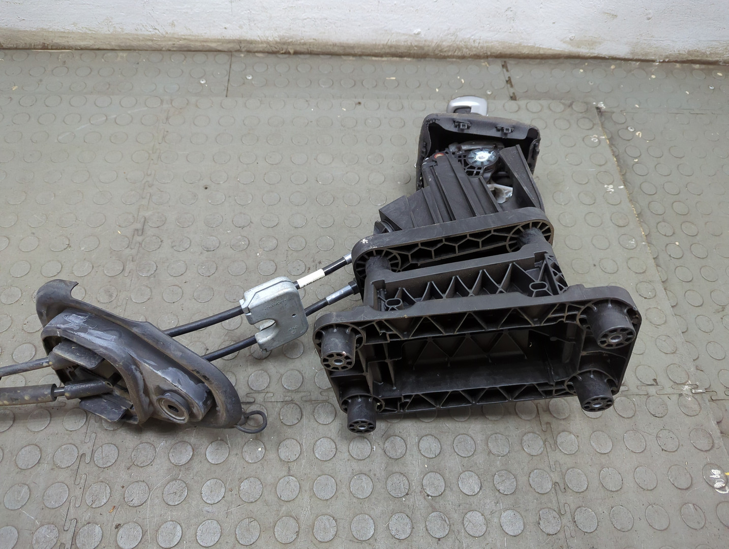 Кулиса МКПП / АКПП