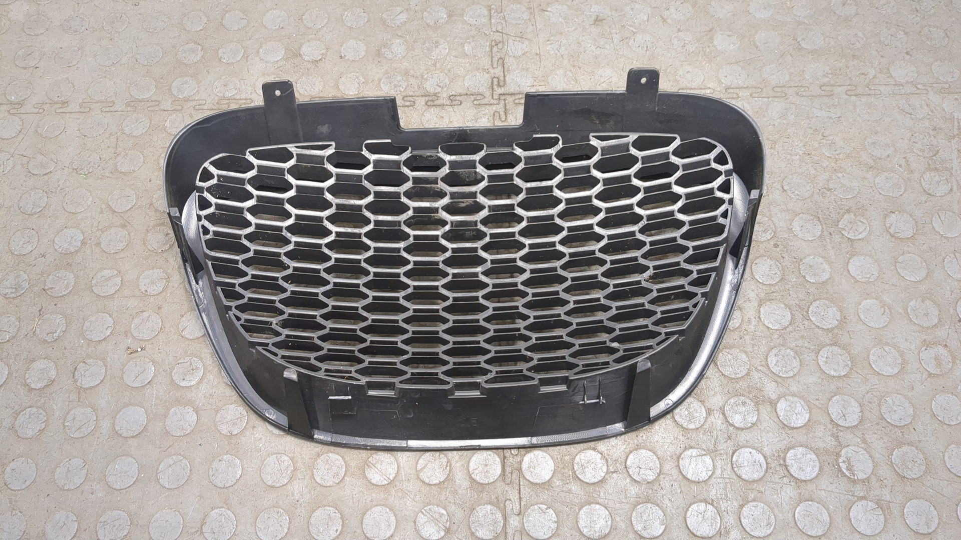 Решетка радиатора