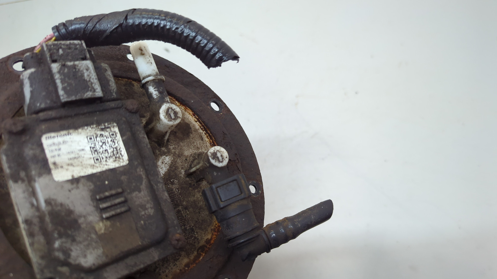 Насос топливный электрический