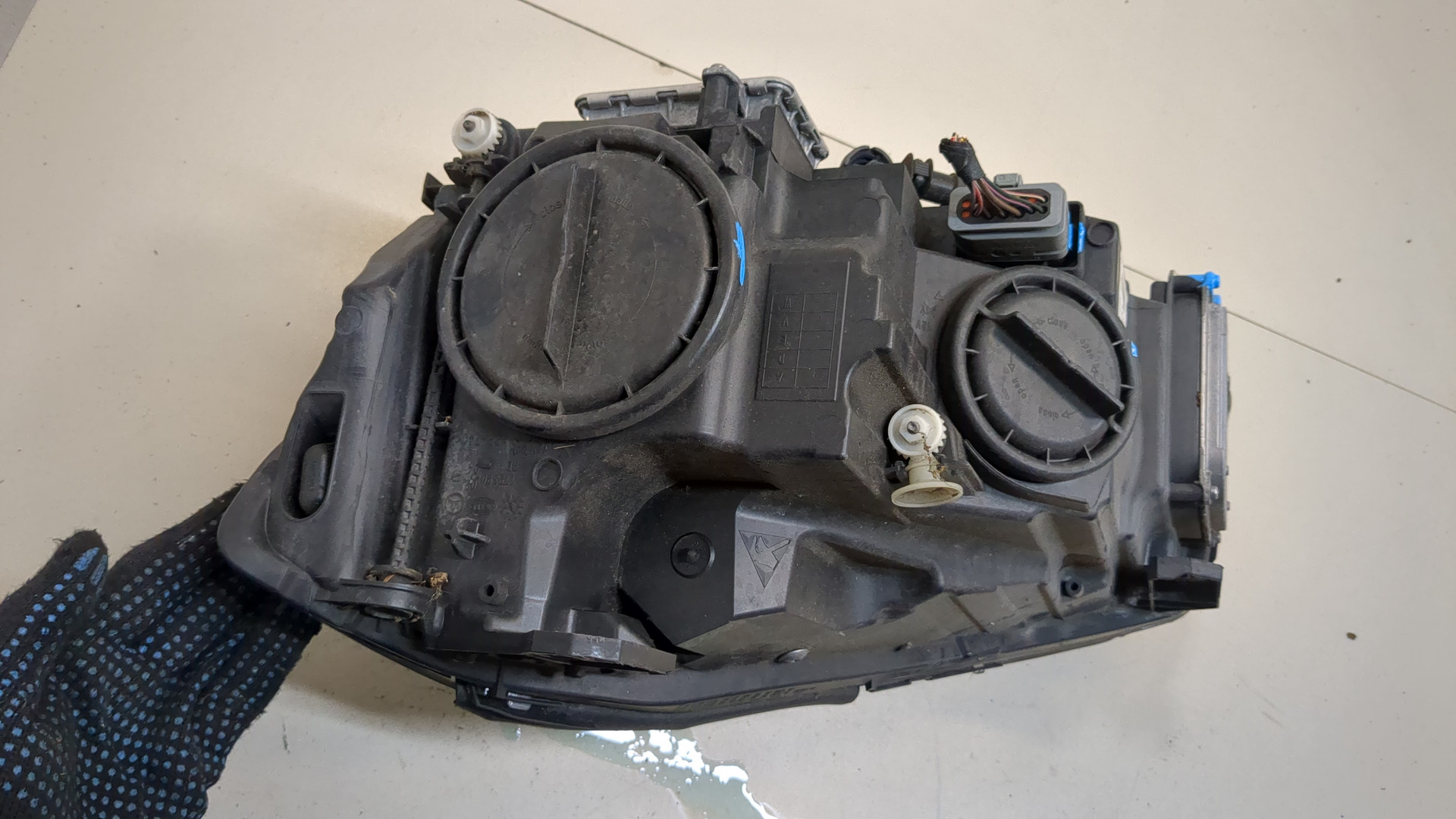 Фара правая