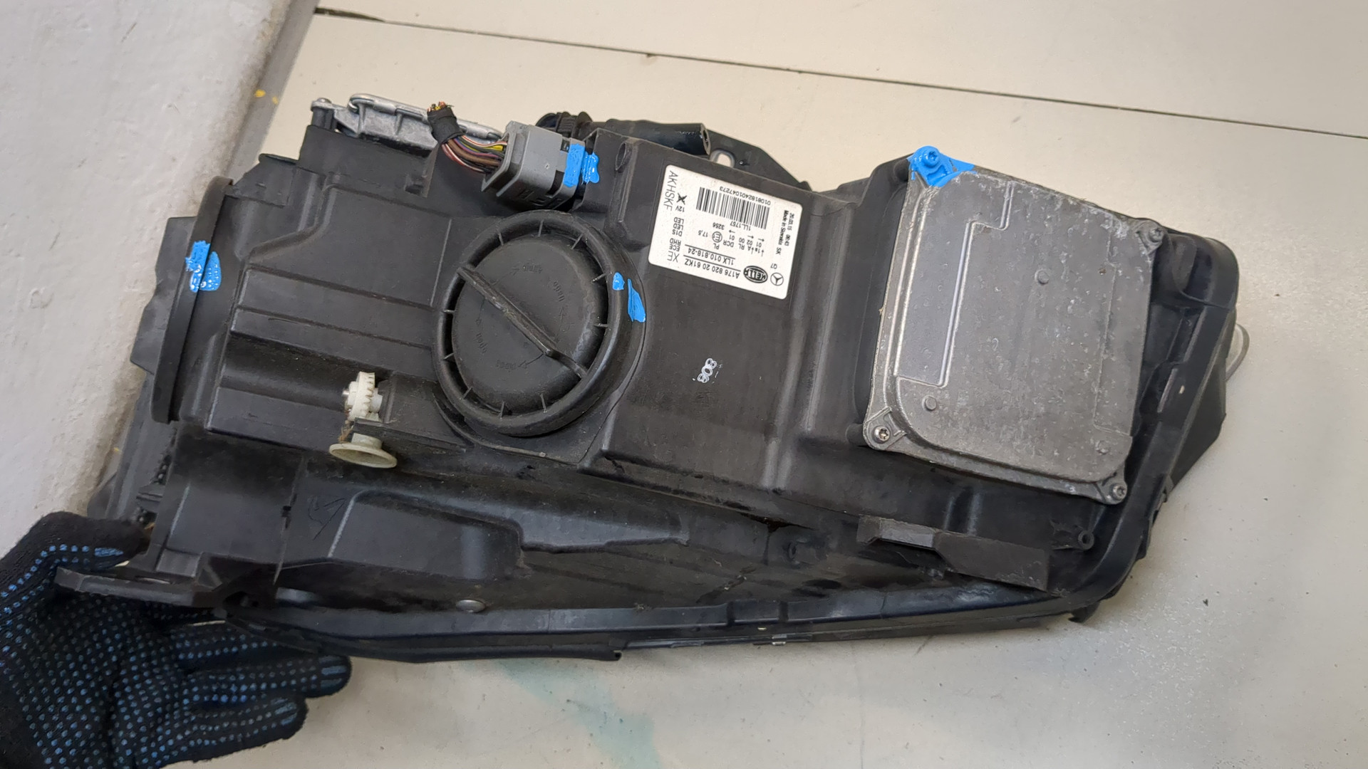 Фара правая