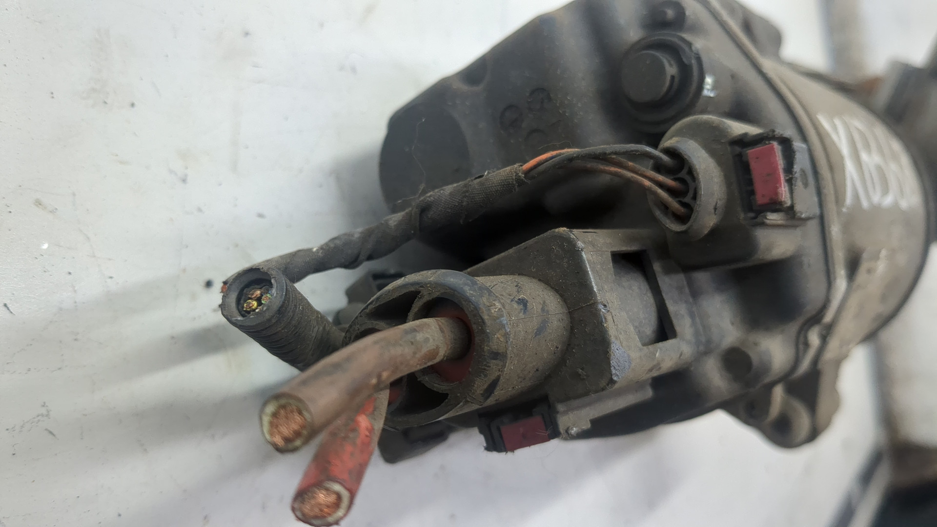 Серводвигатель рулевой рейки