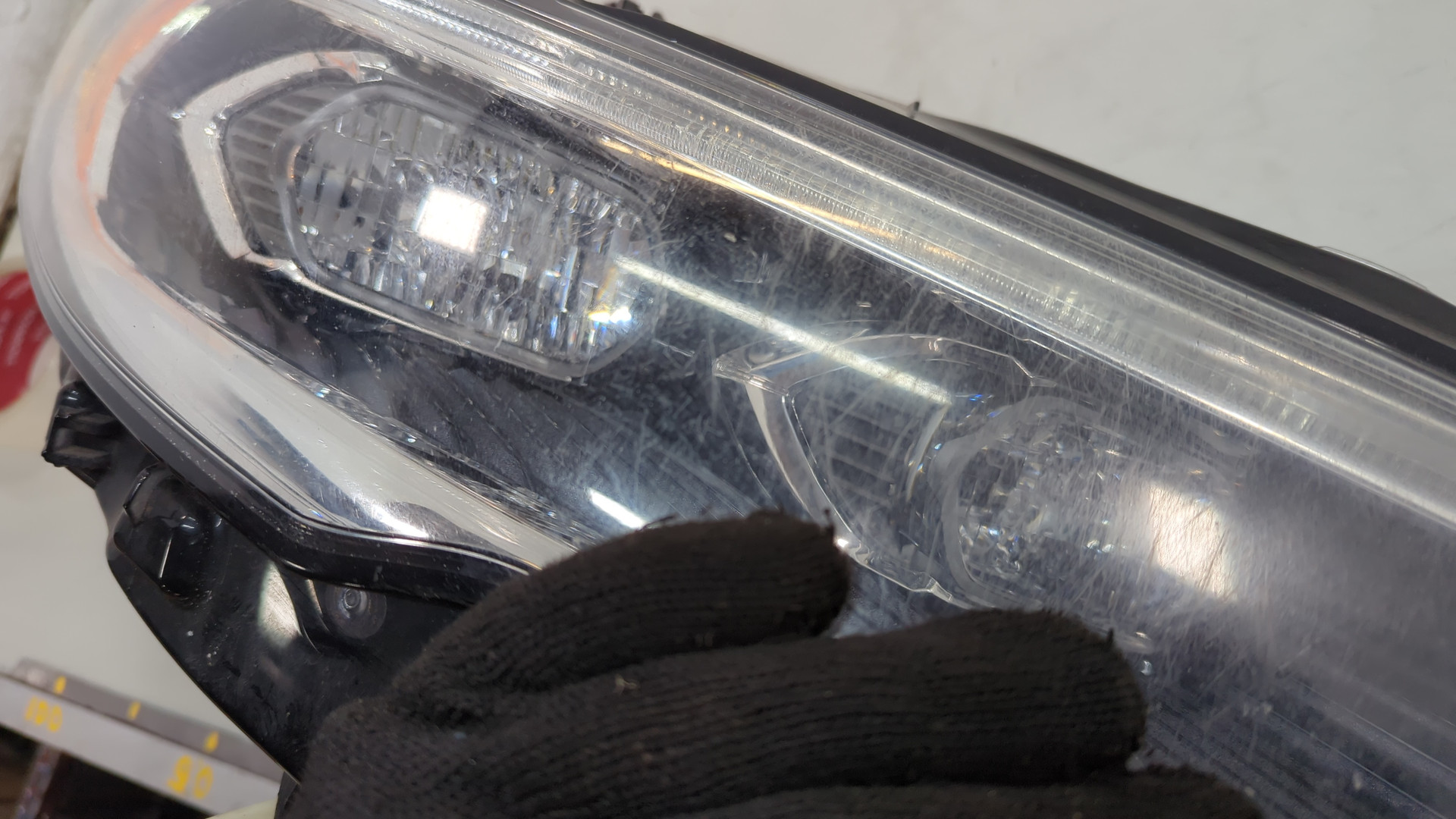 Фара правая