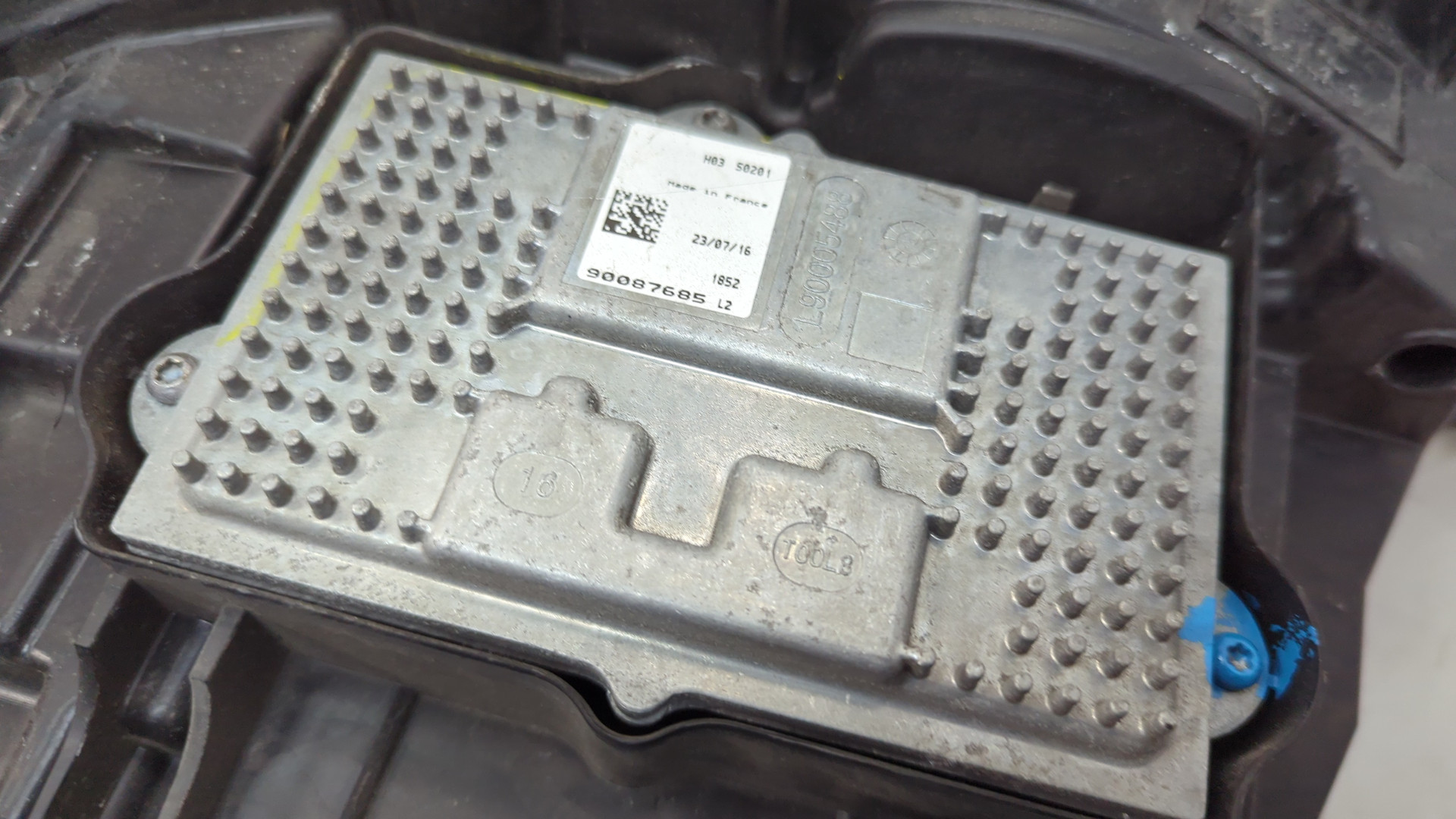 Фара правая