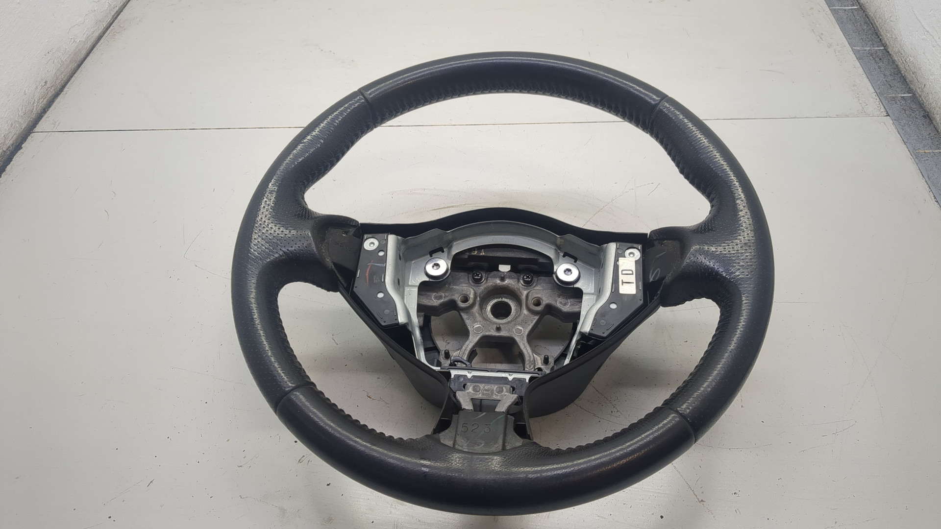 Рулевое колесо (руль)