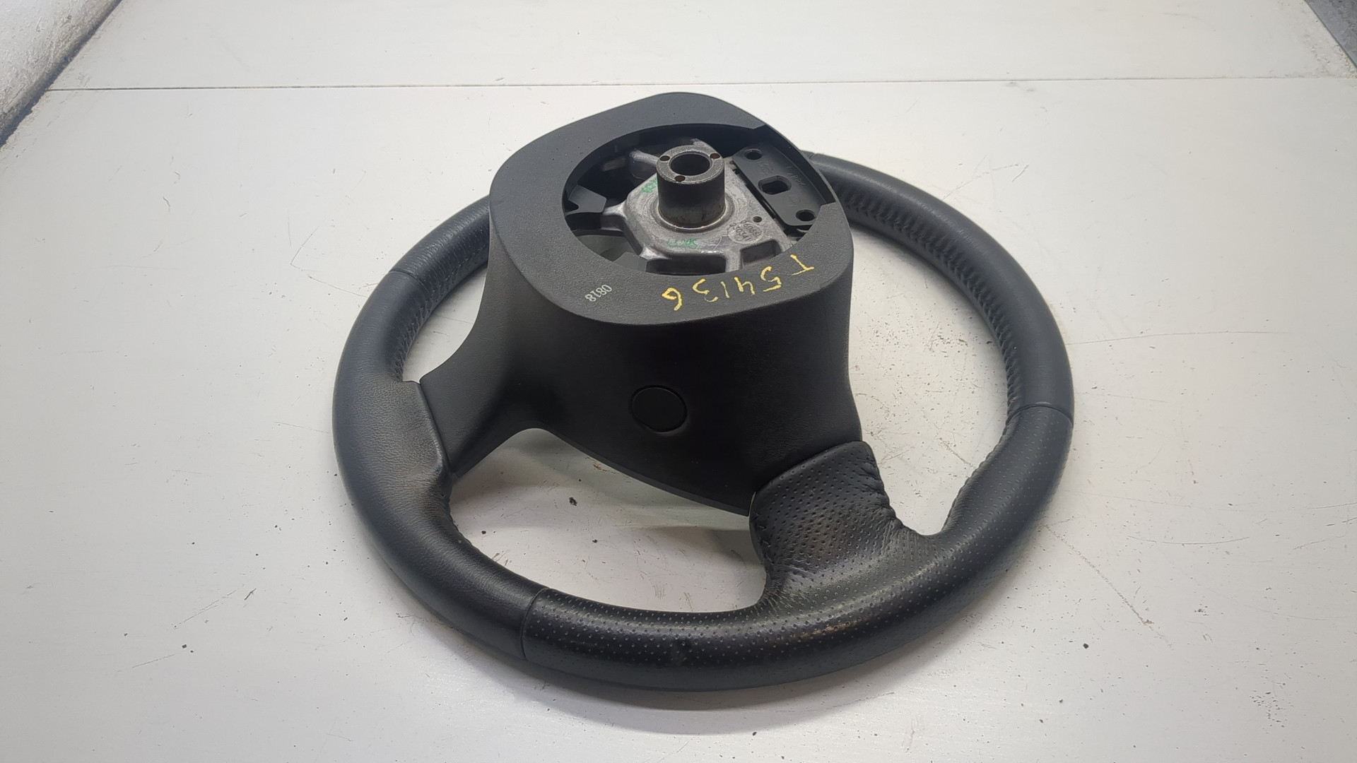 Рулевое колесо (руль)