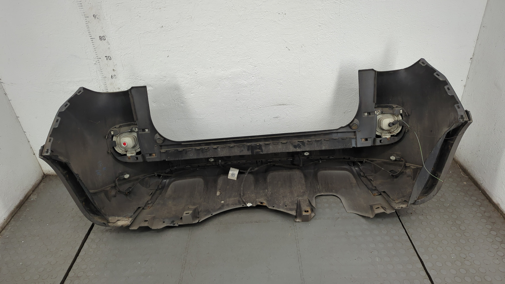 Бампер задний