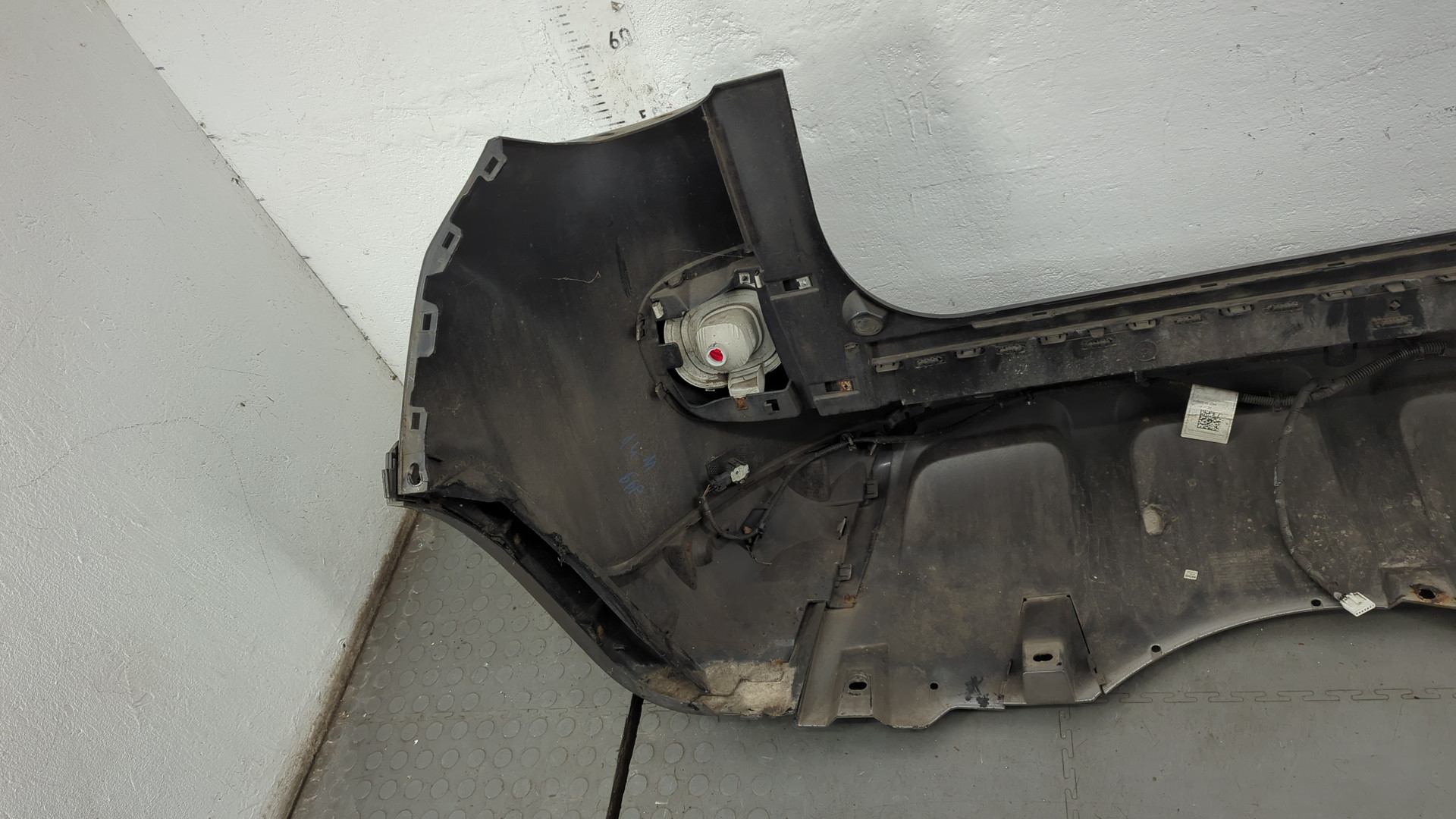 Бампер задний