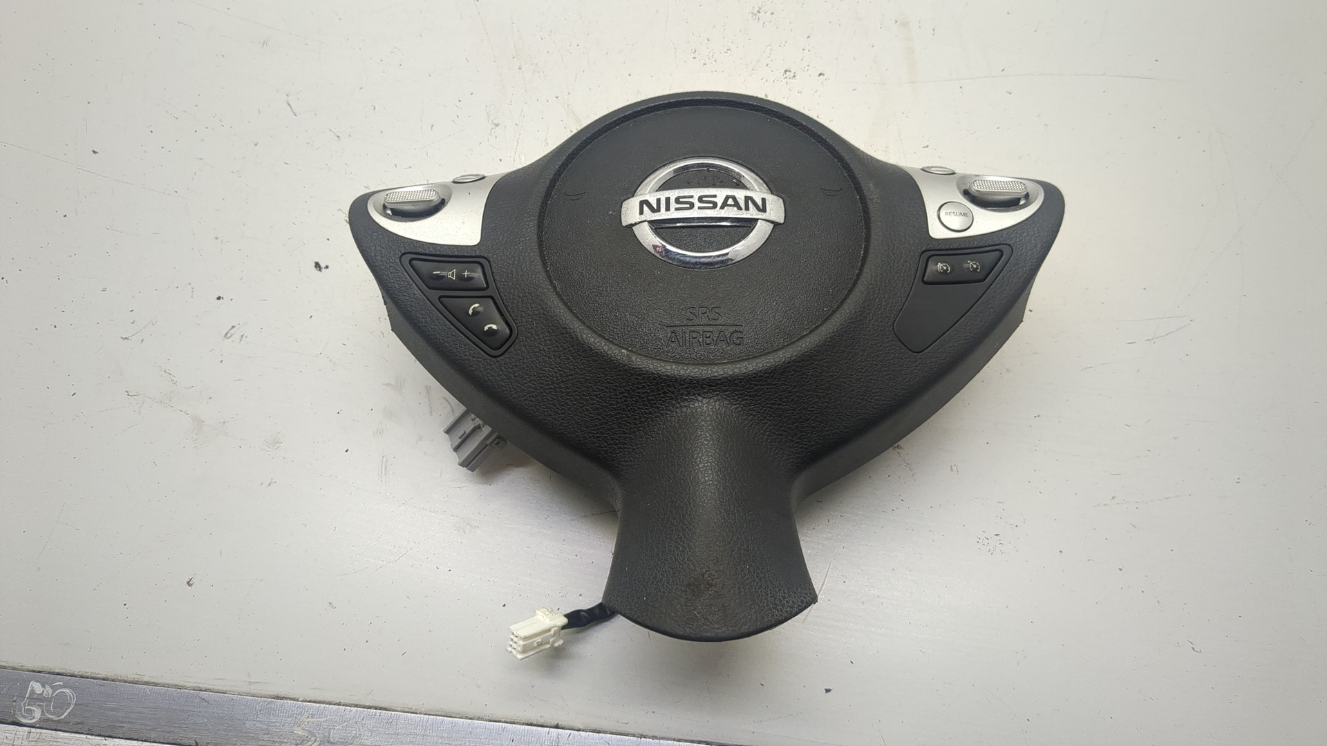 Подушка безопасности в рулевое колесо