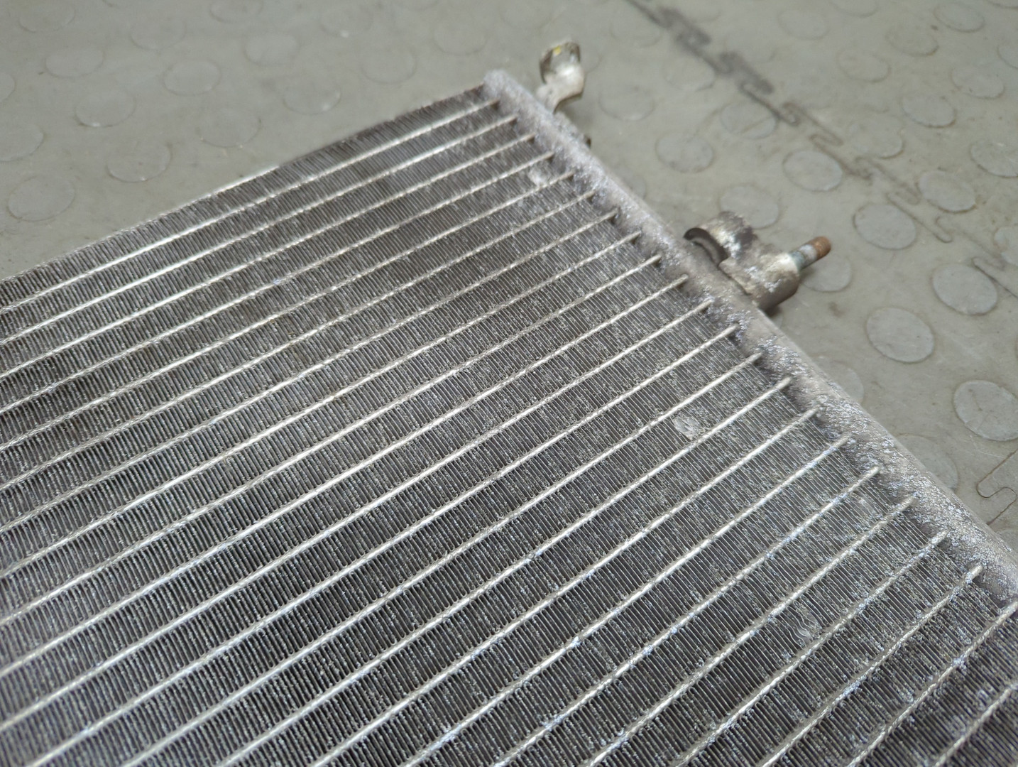 Радиатор кондиционера / конденсер