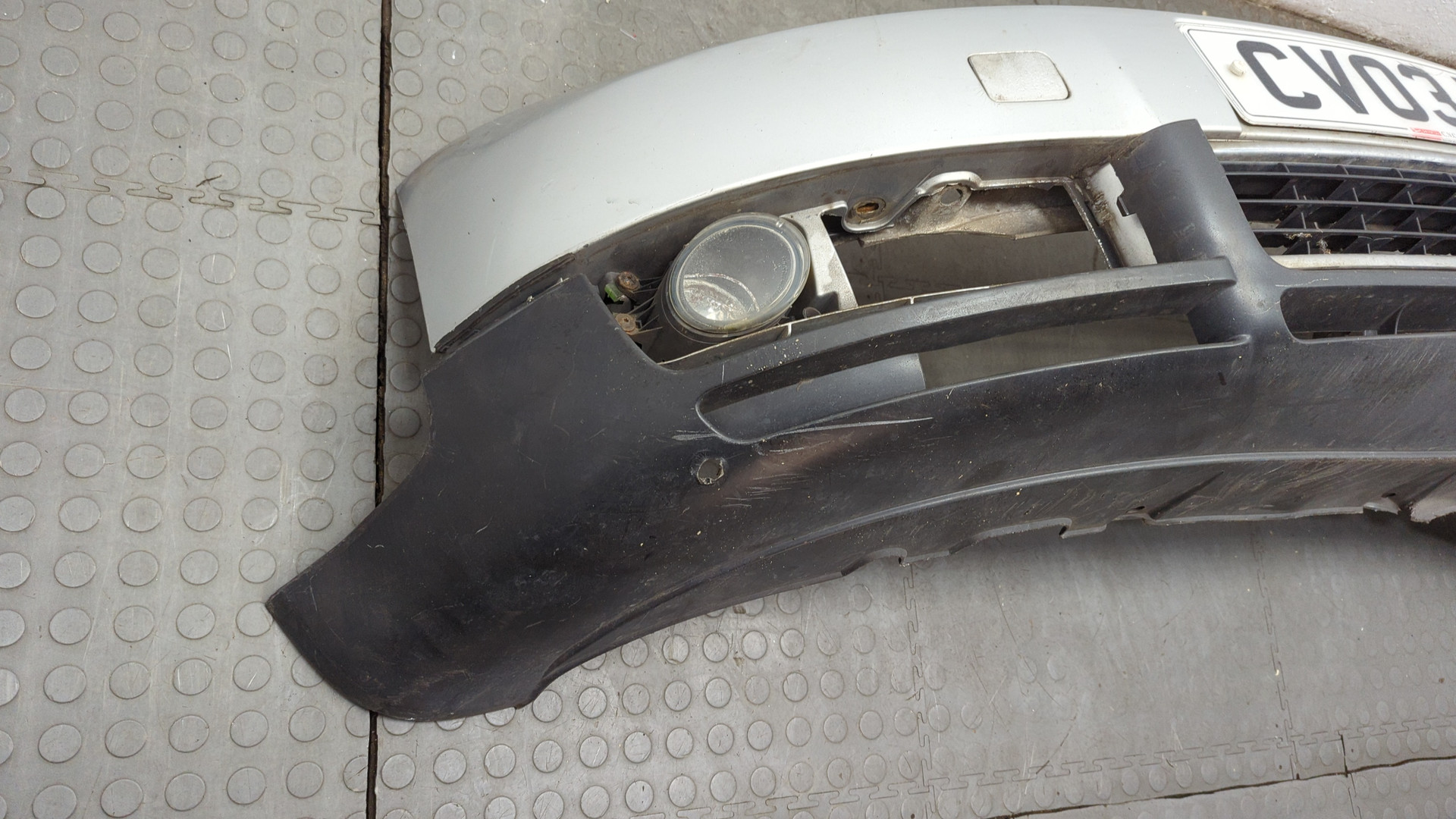 Бампер передний