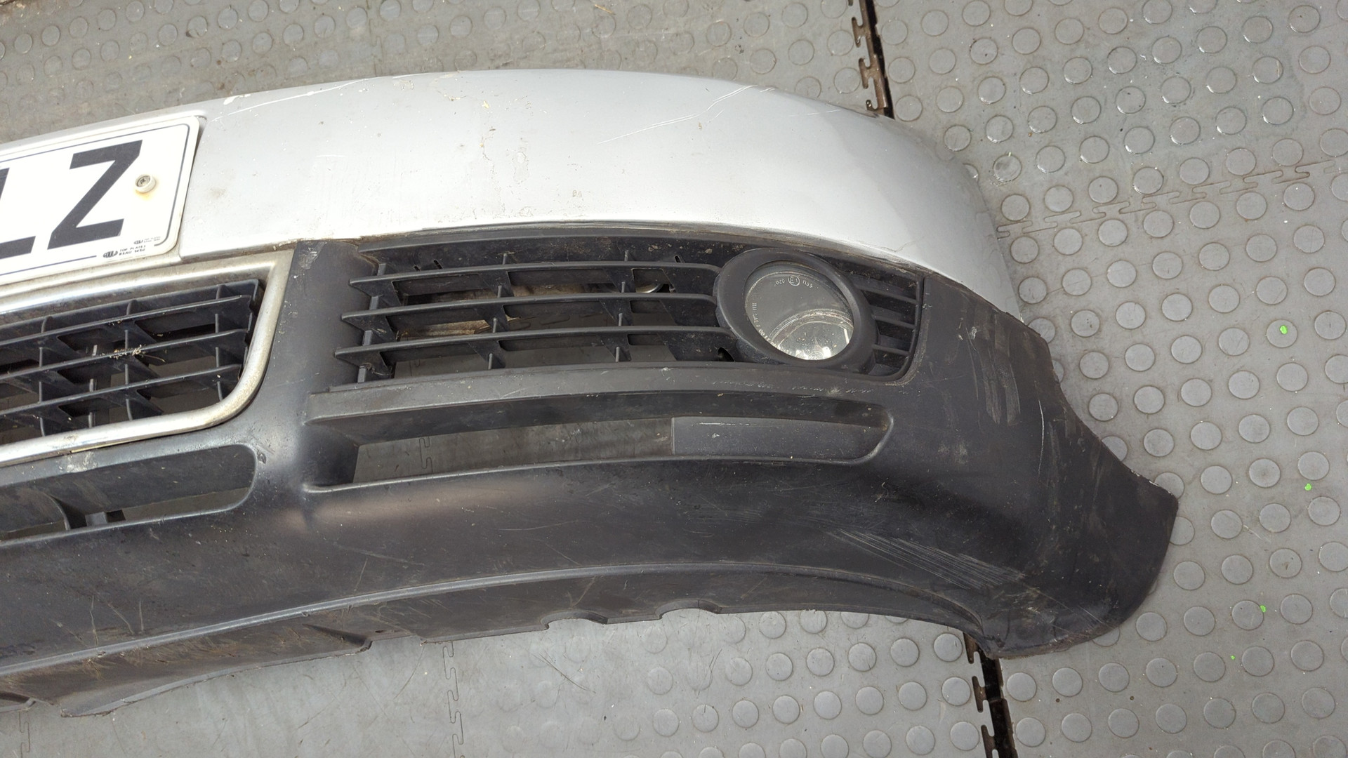 Бампер передний