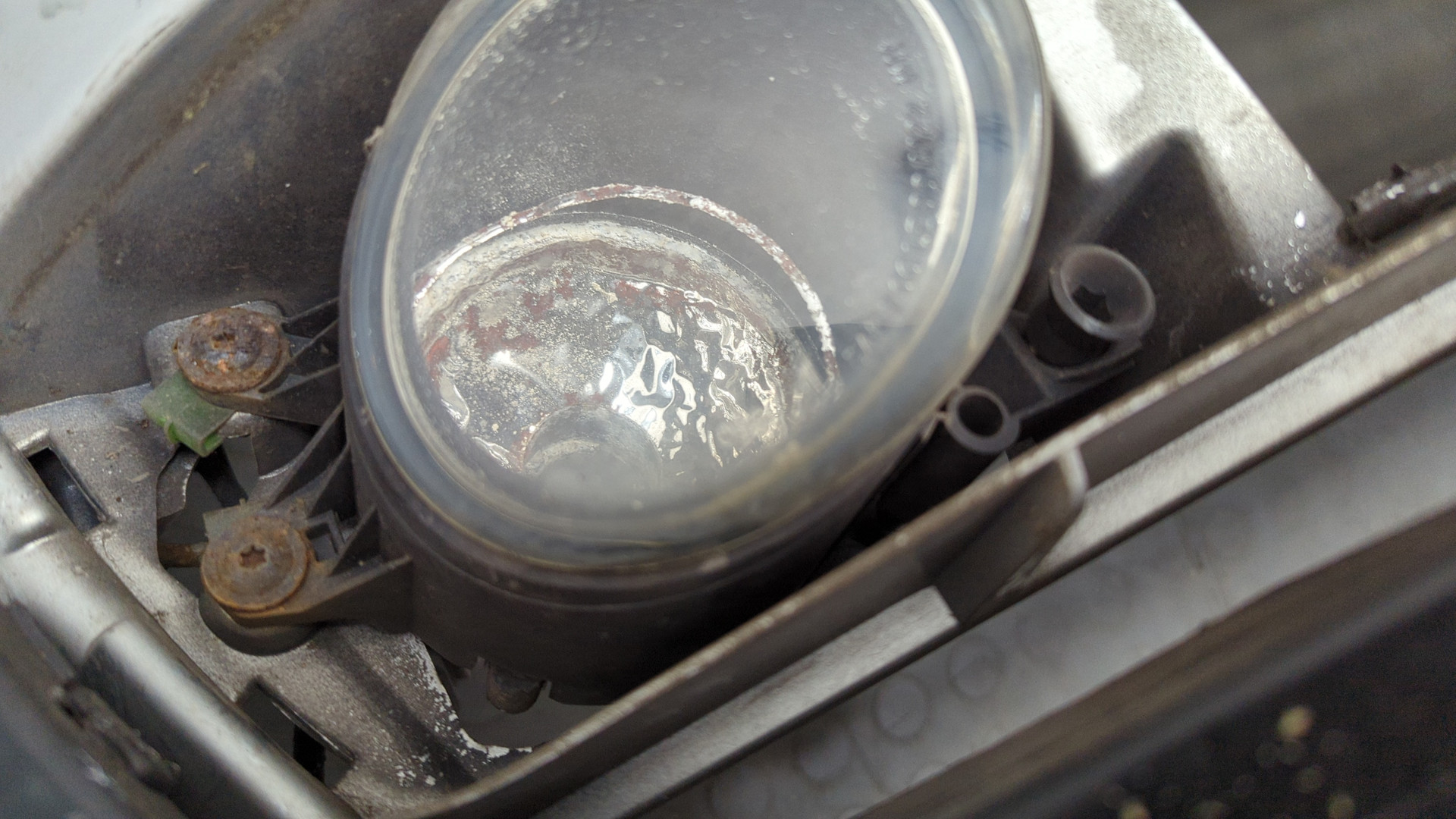 Бампер передний