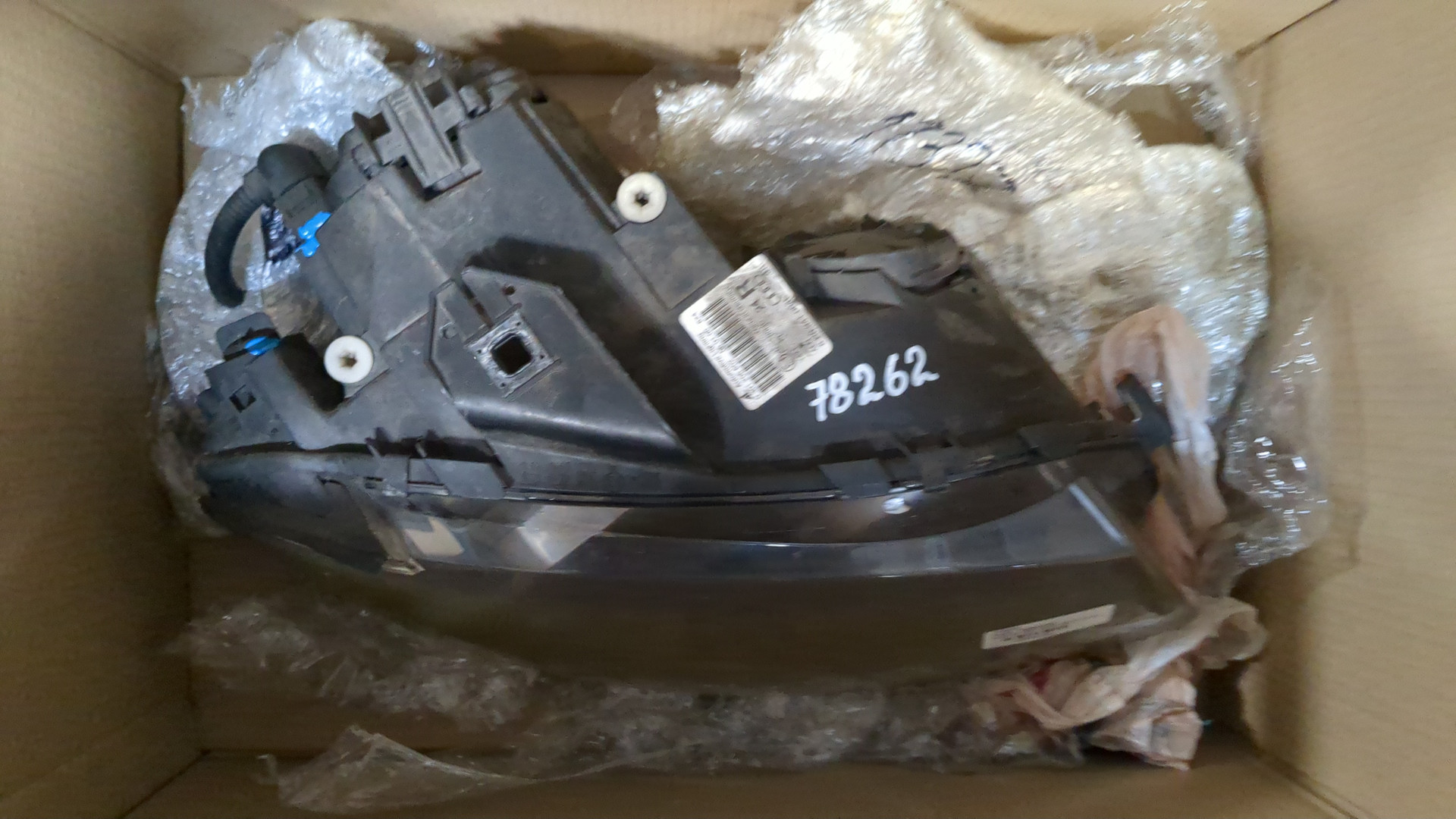 Фара правая