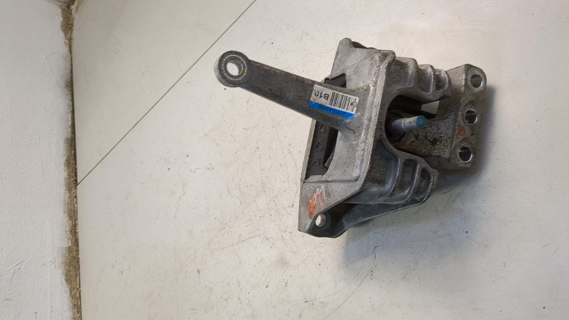 Опора двигателя