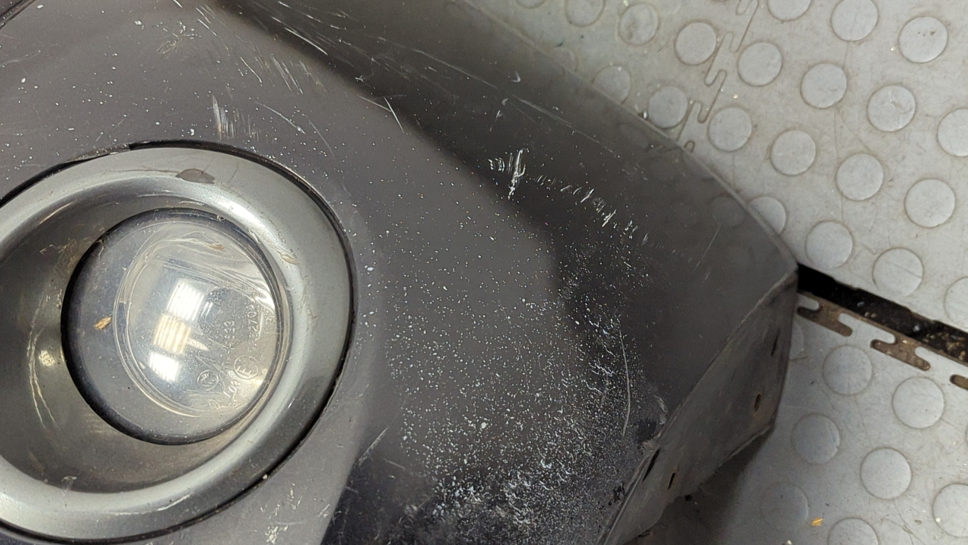 Бампер передний