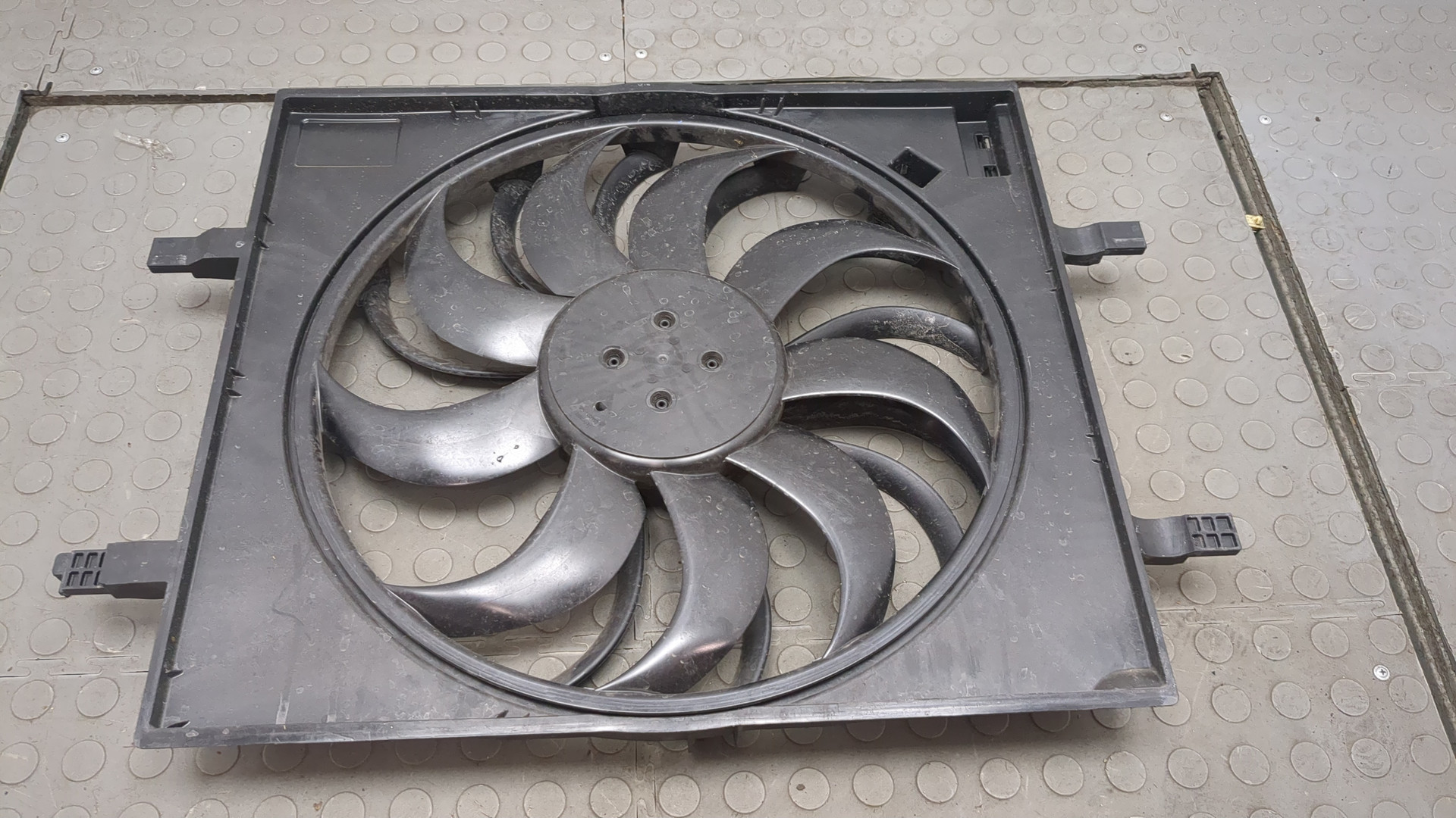 Вентилятор радиатора