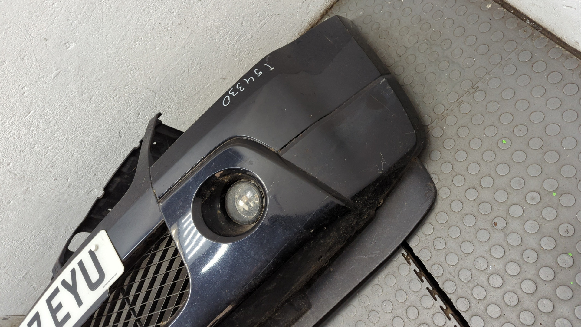 Бампер передний