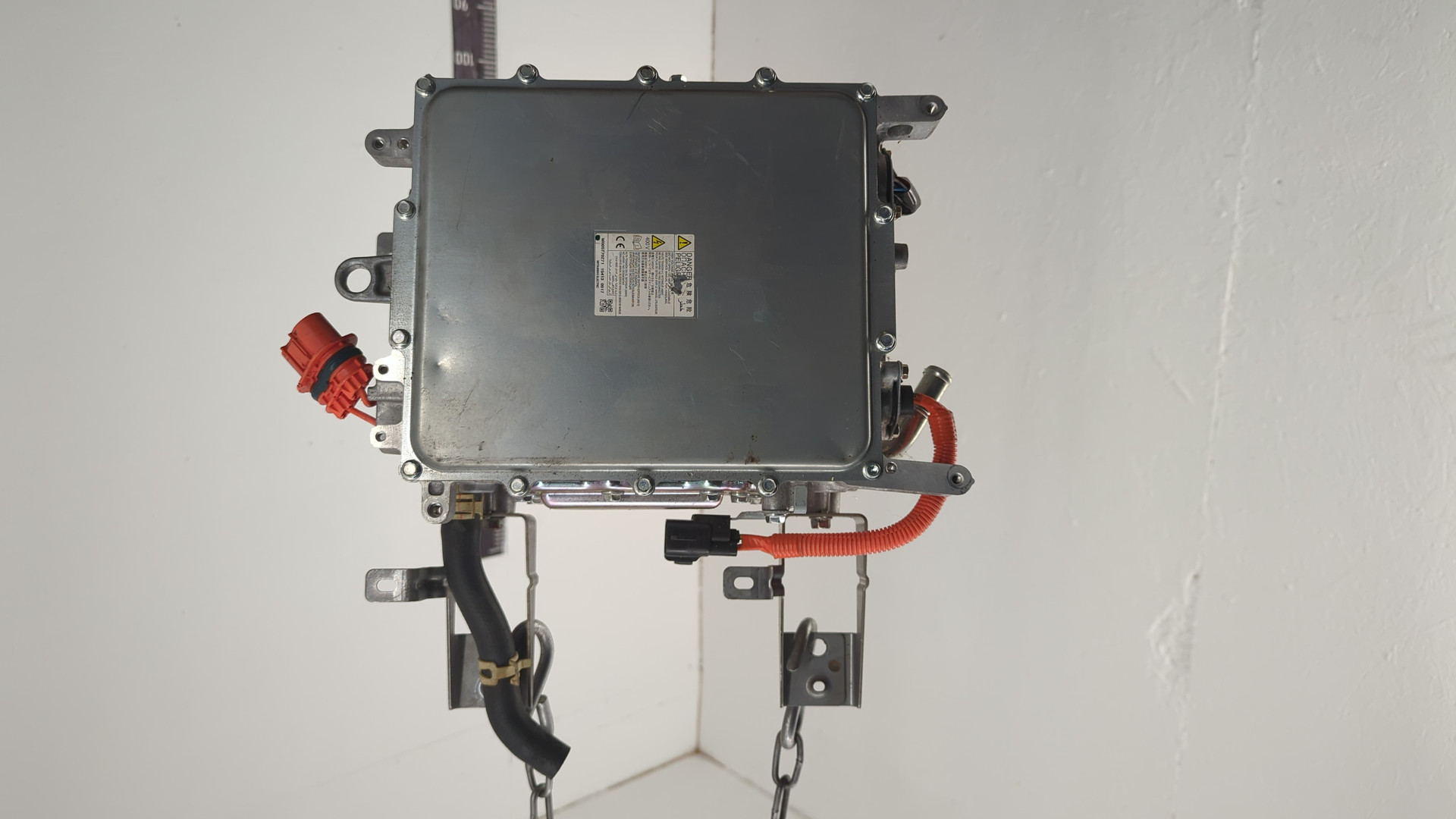 Преобразователь напряжения (адаптер)