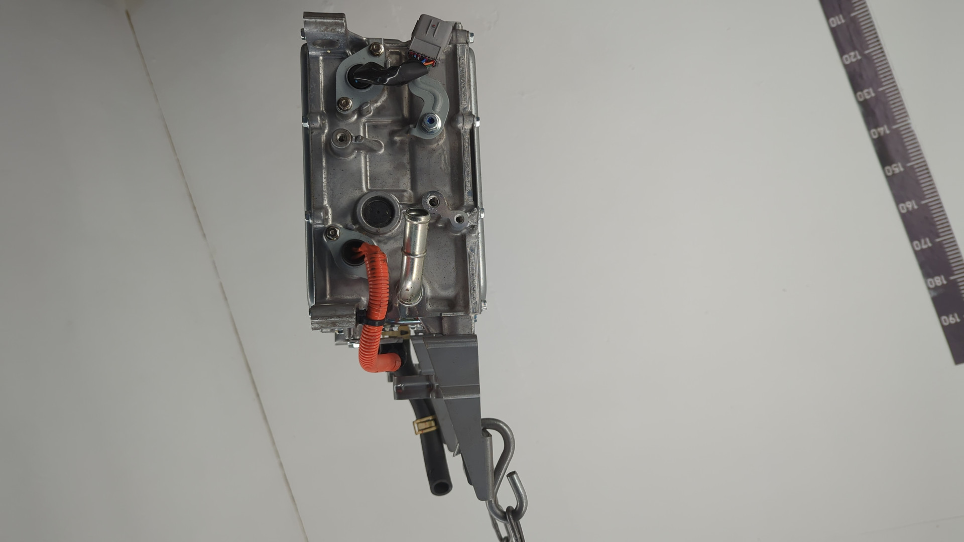 Преобразователь напряжения (адаптер)