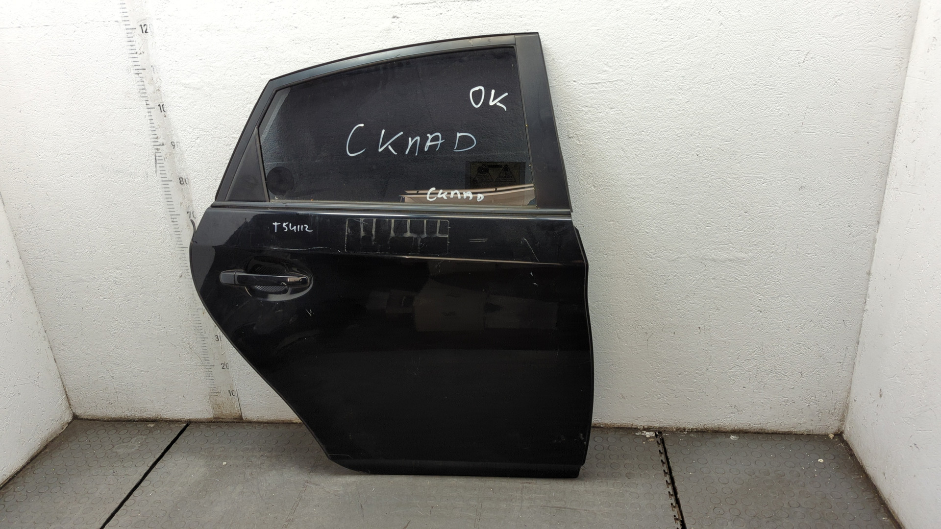 Дверь задняя правая
