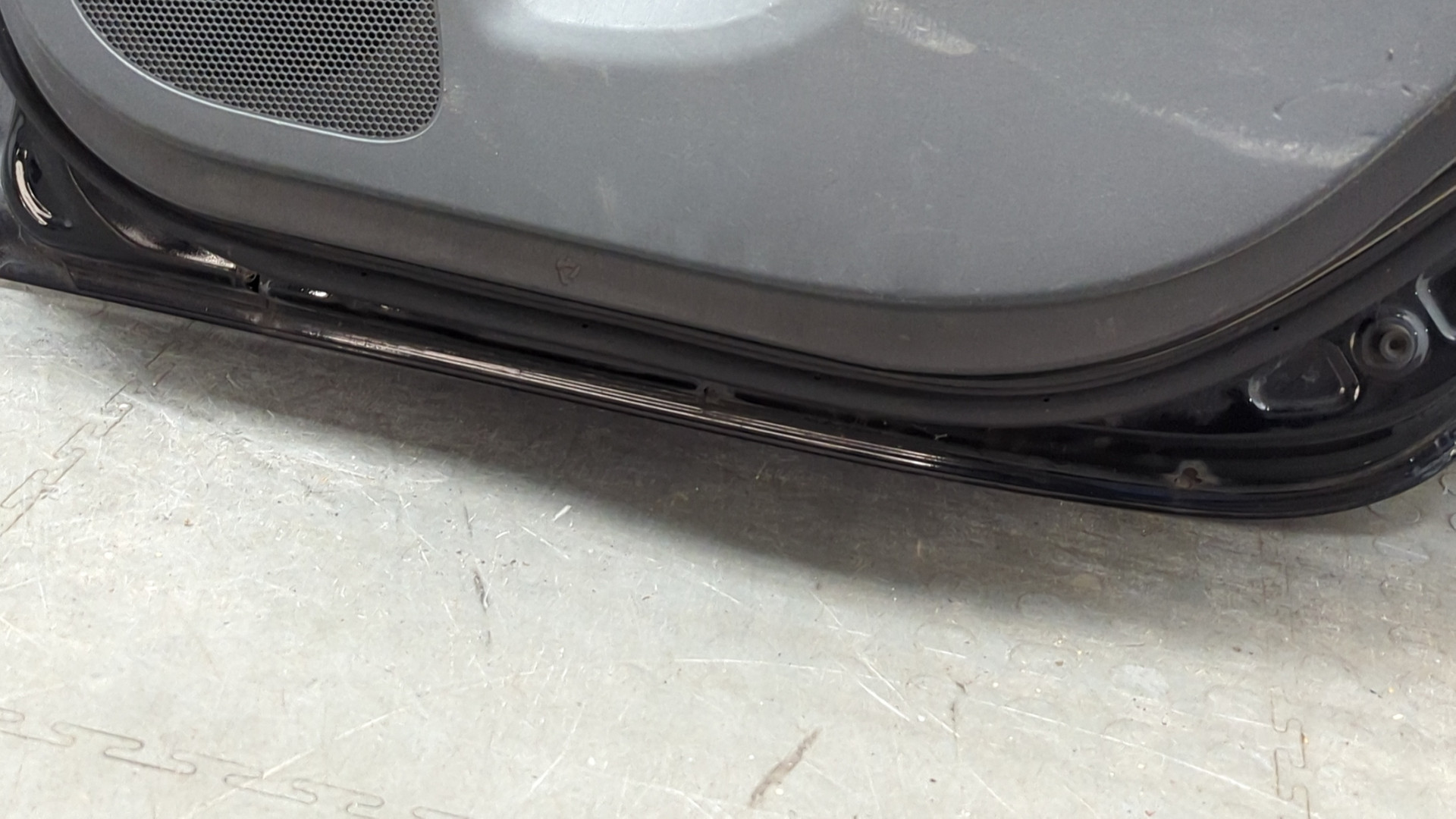 Дверь задняя правая