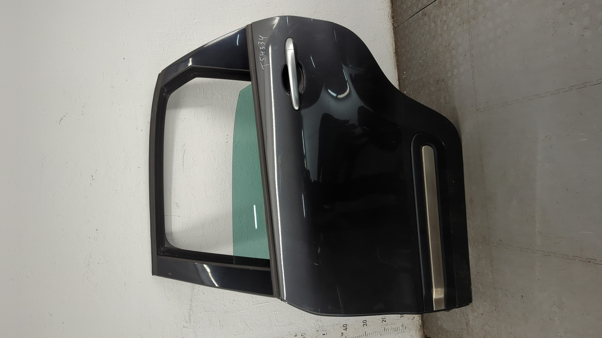 Дверь задняя левая