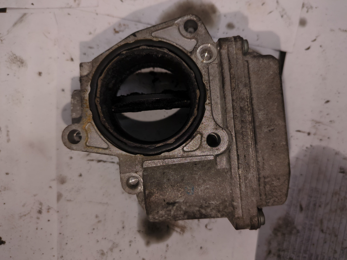 Заслонка дроссельная электрическая