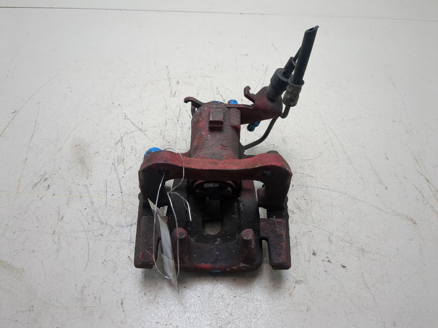 Суппорт задний левый