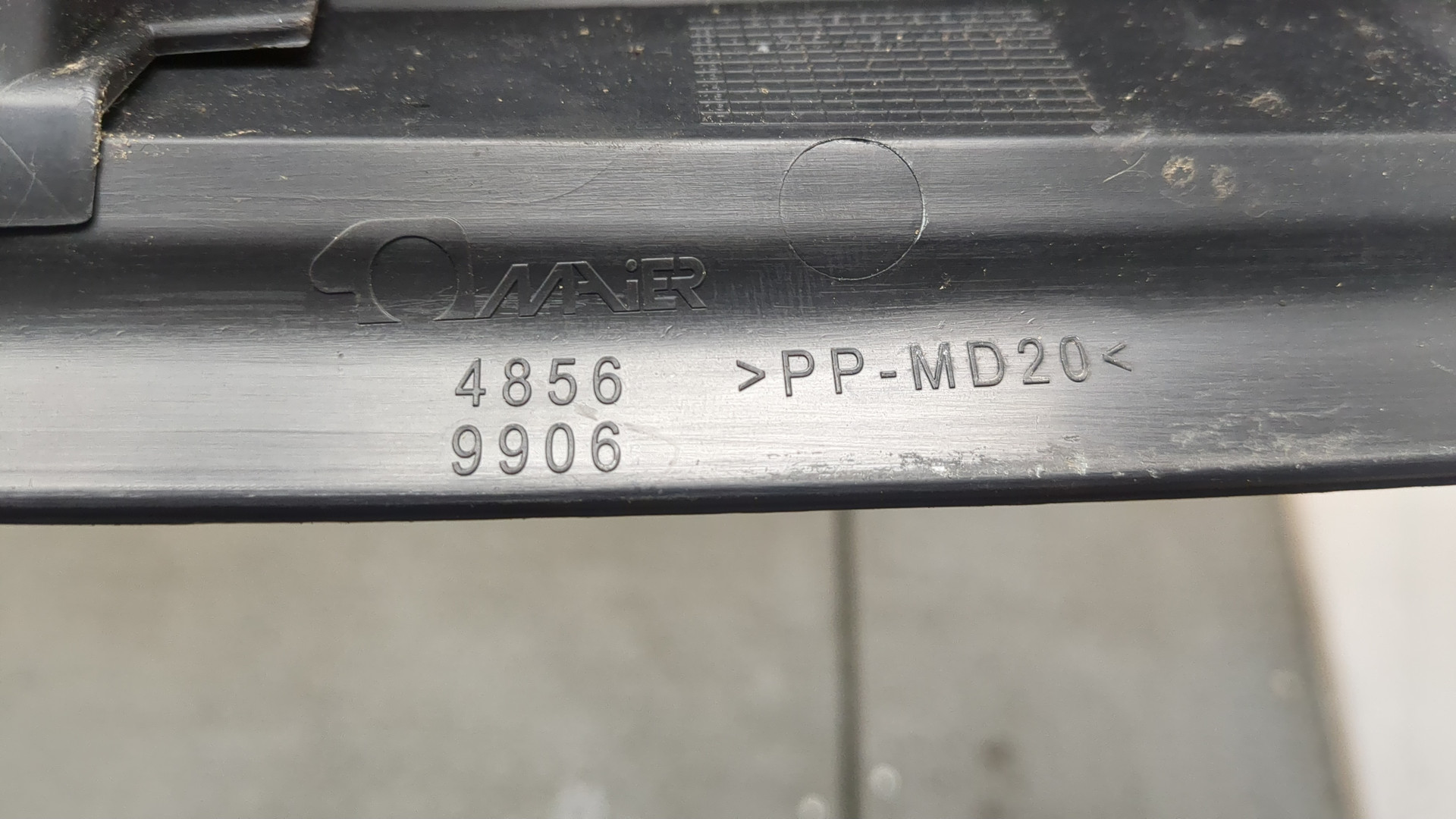 Решетка стеклоочистителей (Жабо)