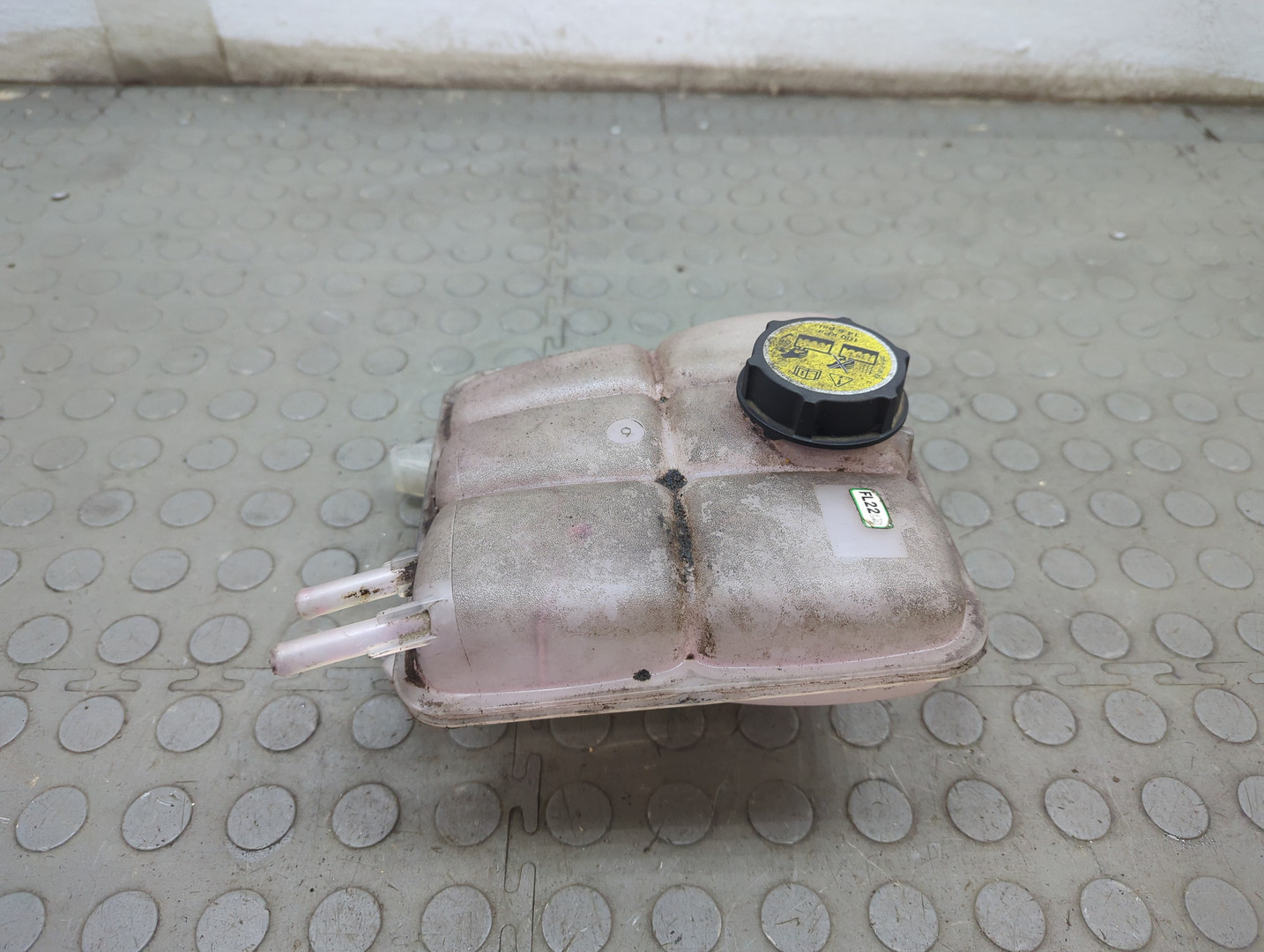 Бачок расширительный