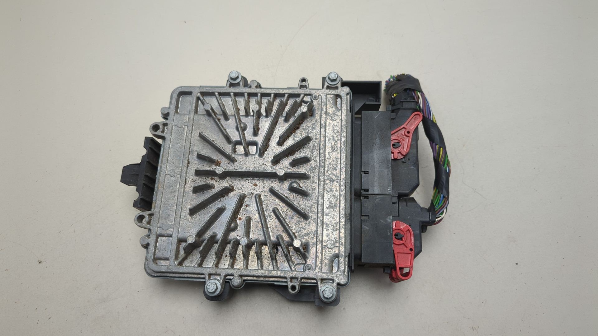 Блок управления двигателем