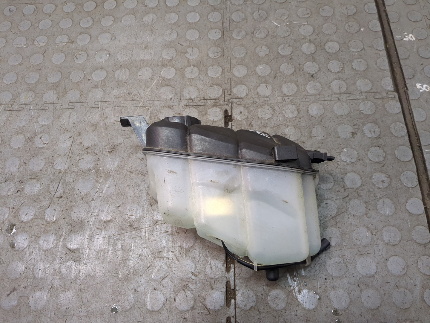 Бачок расширительный