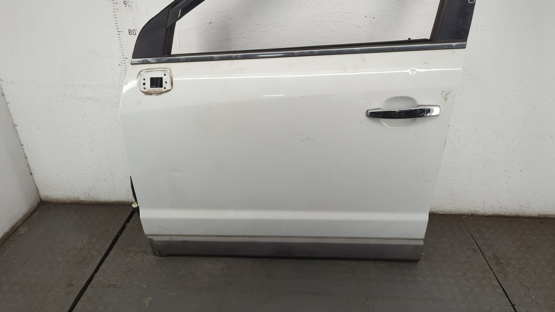 Дверь передняя левая