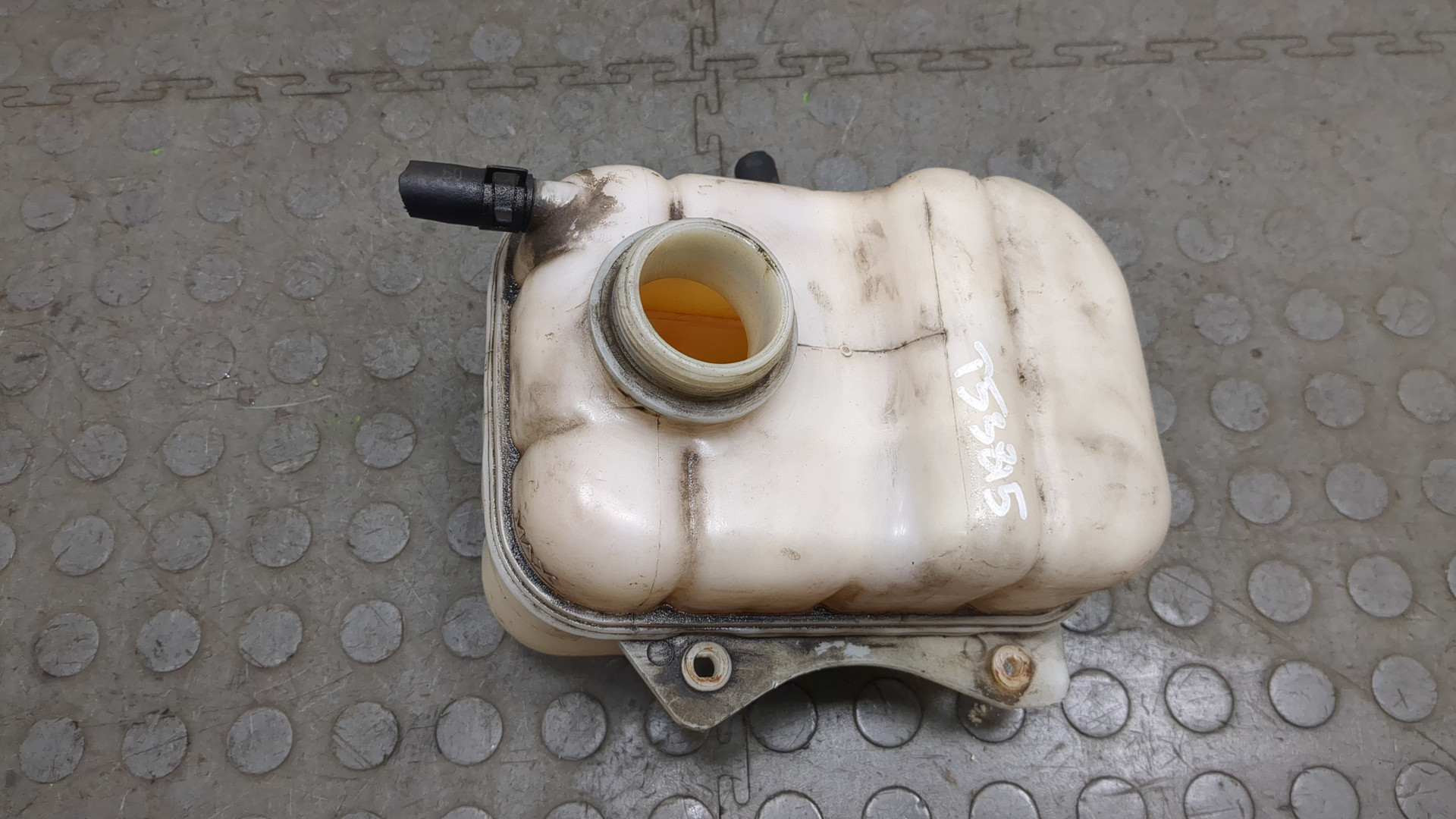 Бачок расширительный