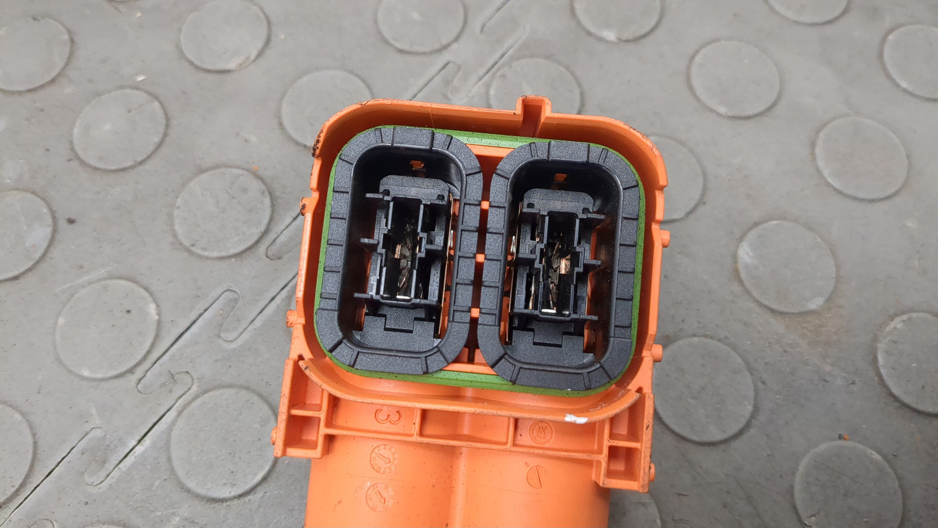 Провод высокого напряжения