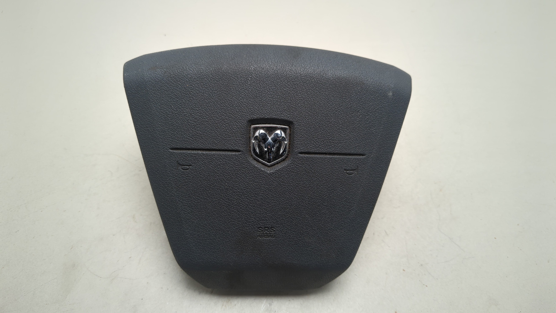 Подушка безопасности в рулевое колесо