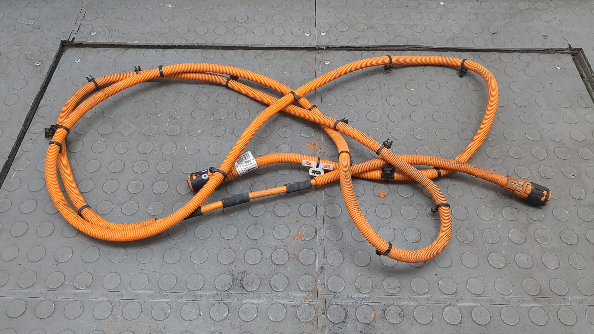 Провод высокого напряжения