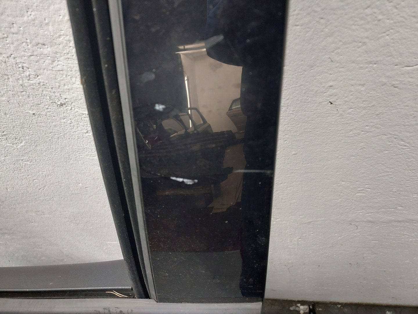 Дверь передняя левая