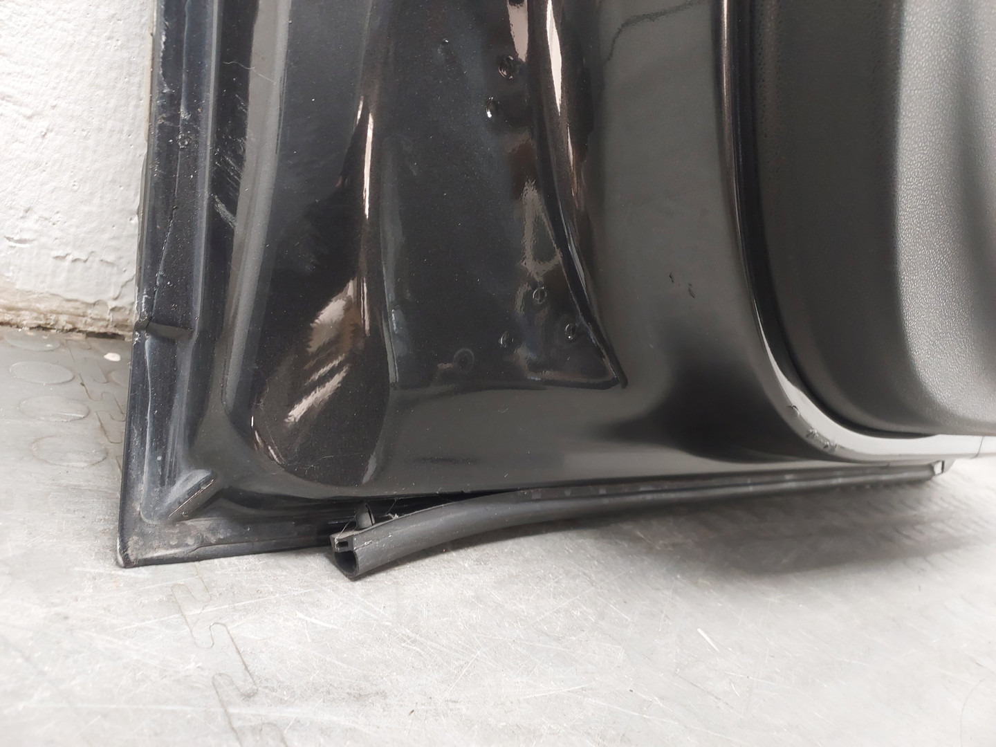 Дверь передняя левая