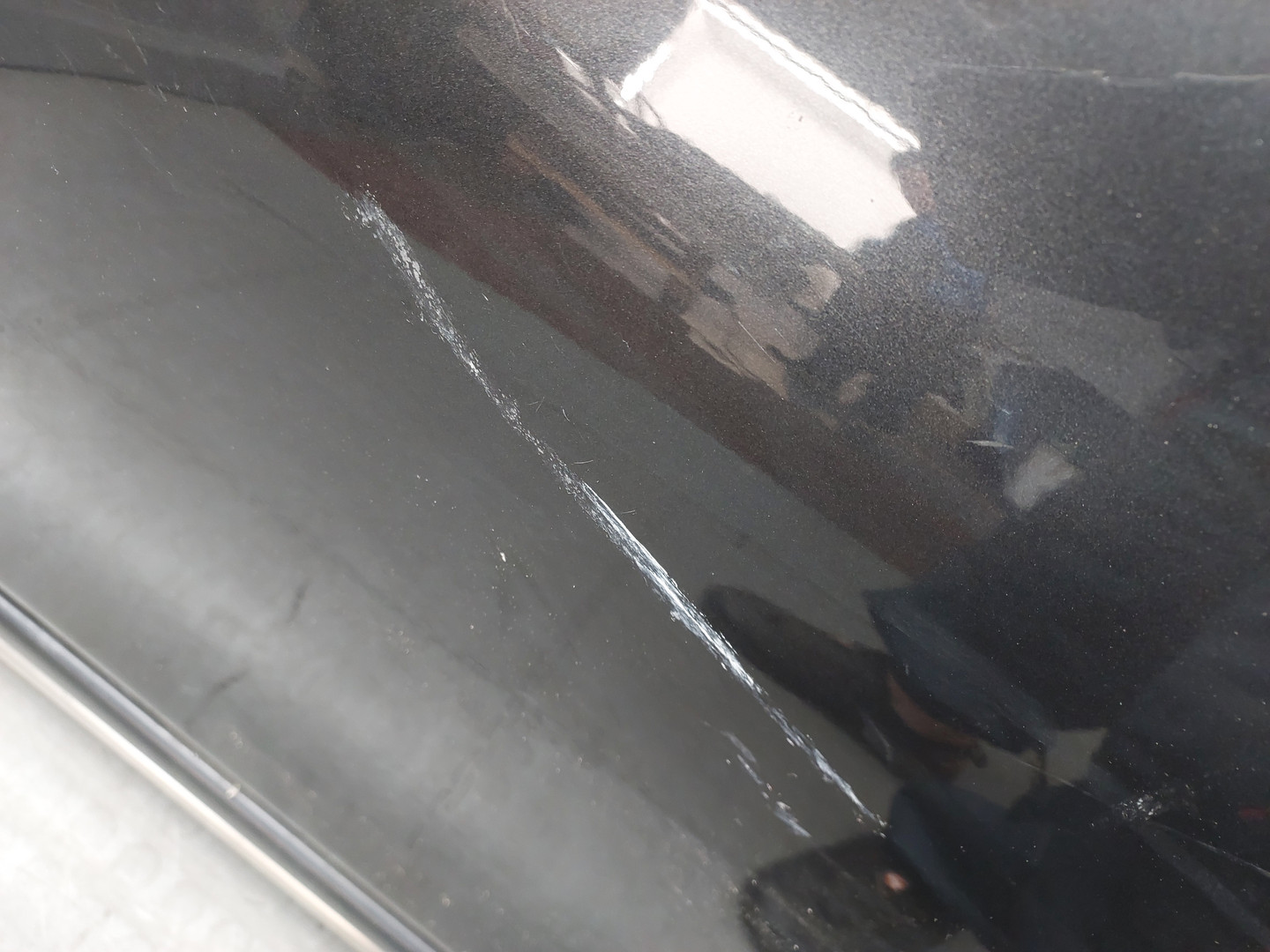 Дверь передняя левая