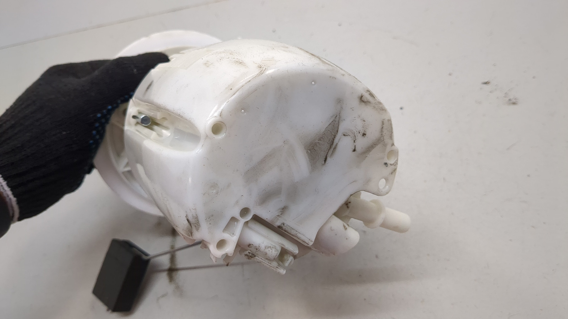 Насос топливный электрический